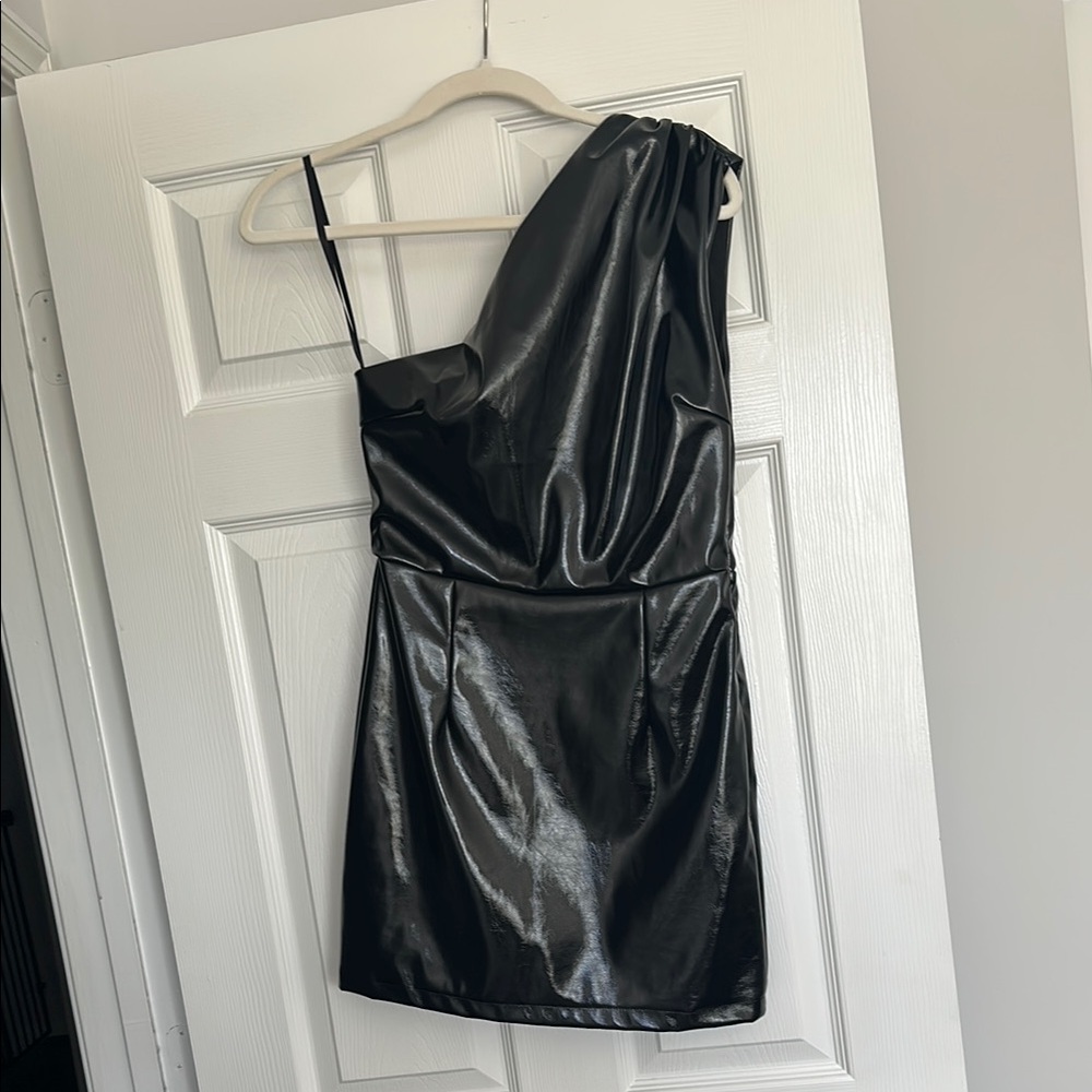 Black One-Shoulder Dress